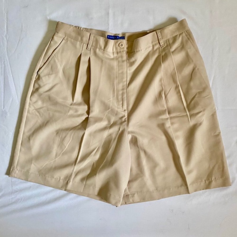 Karen Scott Sport Petites Pleated Beige Shorts